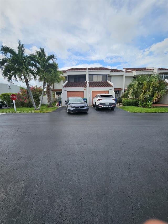 6593 Racquet Club Drive 139, Lauderhill, FL 33319