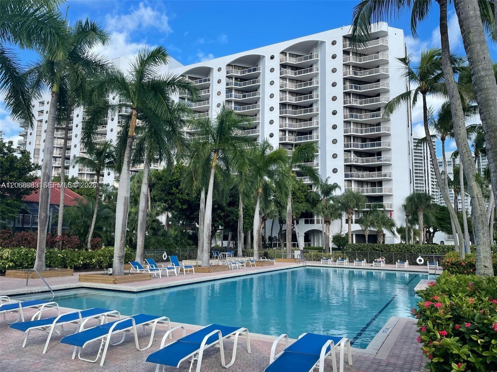 3610 Yacht Club Drive 514, Aventura, FL 33180 photo 2