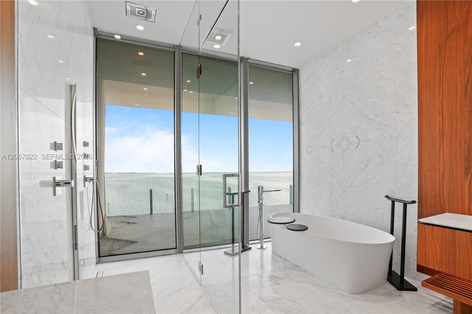 5 Grove Isle Drive M502 — photo 7