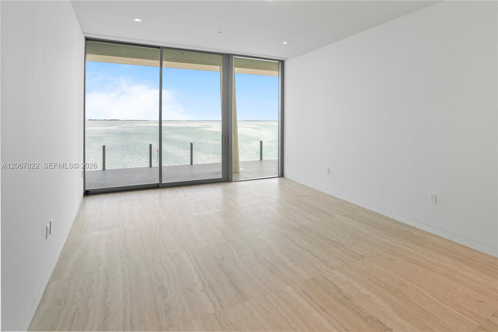5 Grove Isle Drive M502 — photo 9