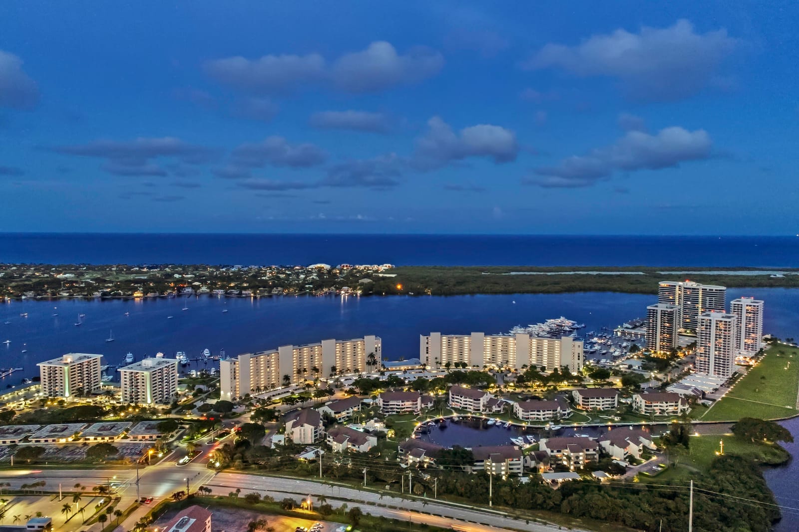 130 LAKESHORE Drive 322, North Palm Beach, FL 33408 photo 20