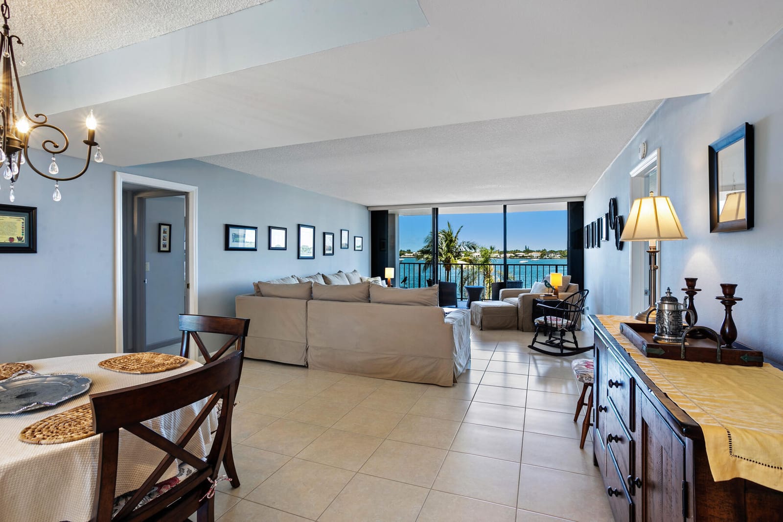130 LAKESHORE Drive 322 — photo 10