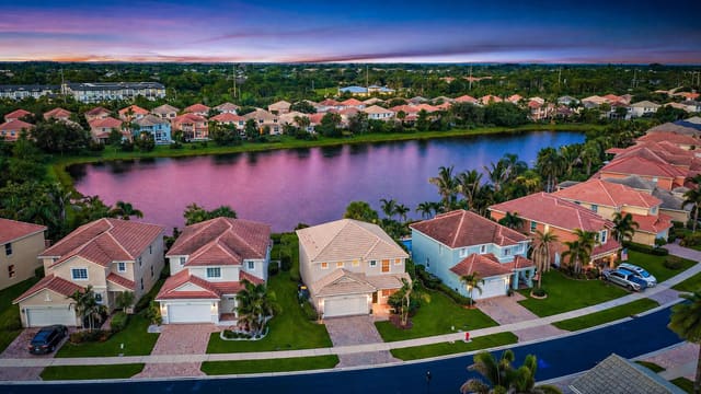 7751 SE Heritage Boulevard, Hobe Sound, FL 33455