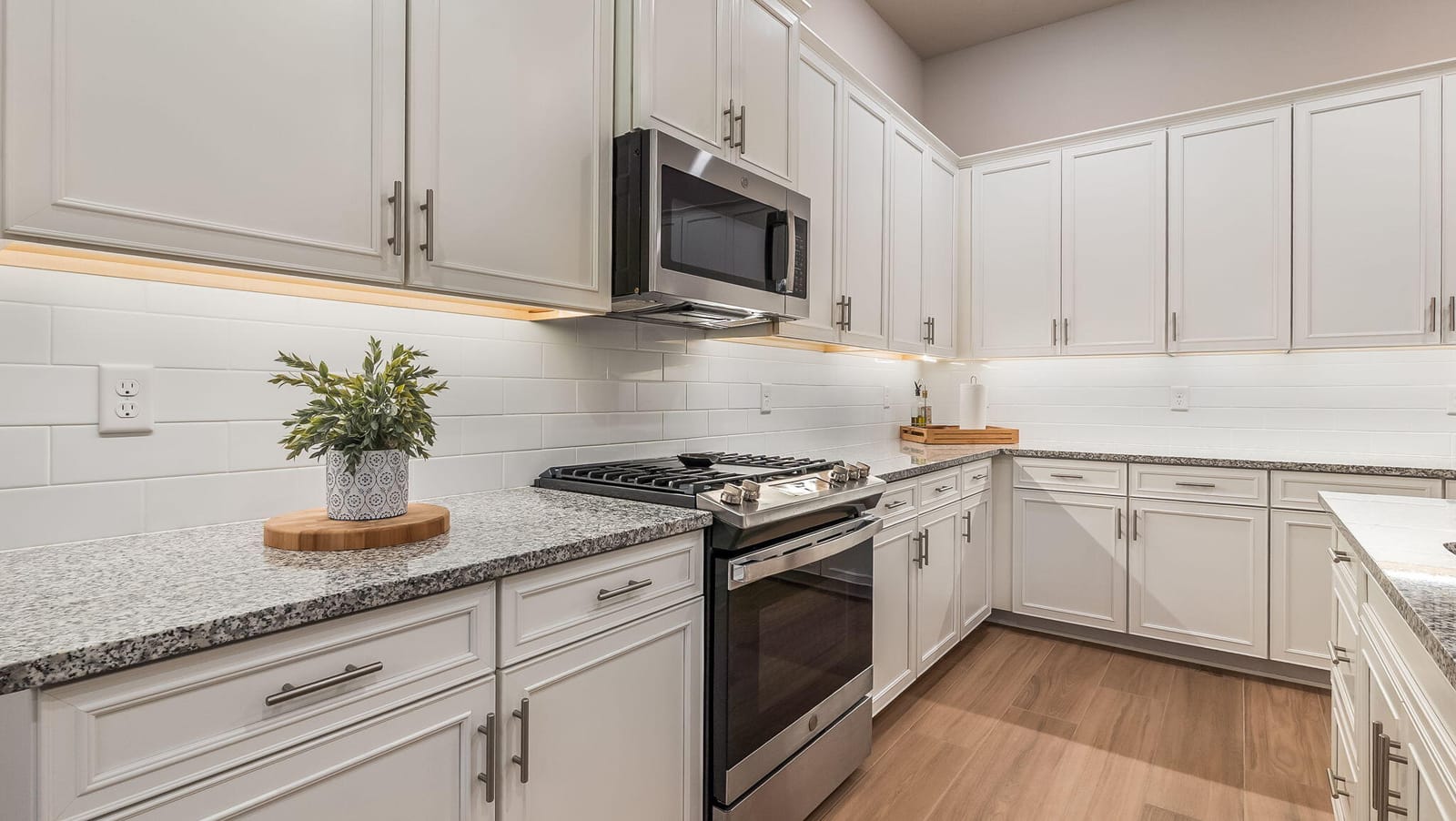 7520 N BLUE SPRING Drive — photo 12