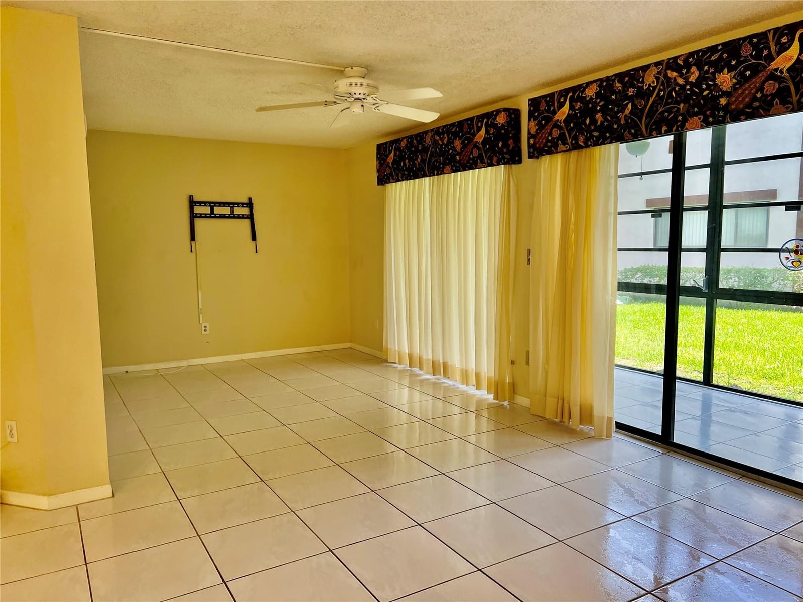 9718 S BELFORT Circle 108 — photo 5