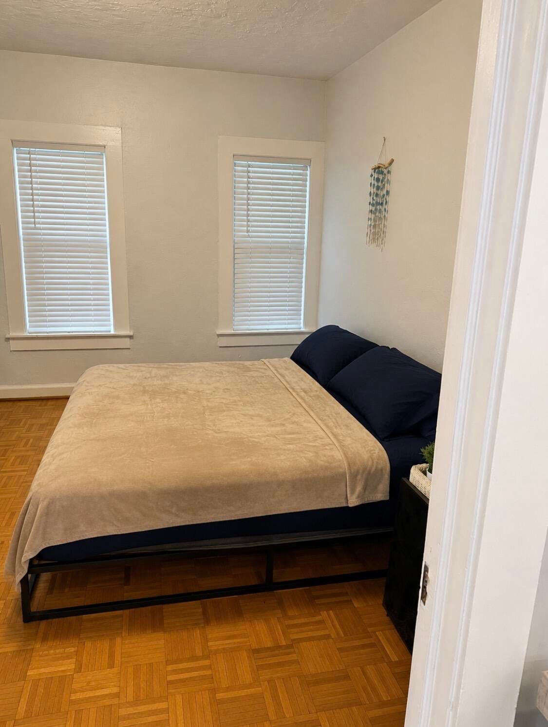 3615 MORTON Avenue — photo 7