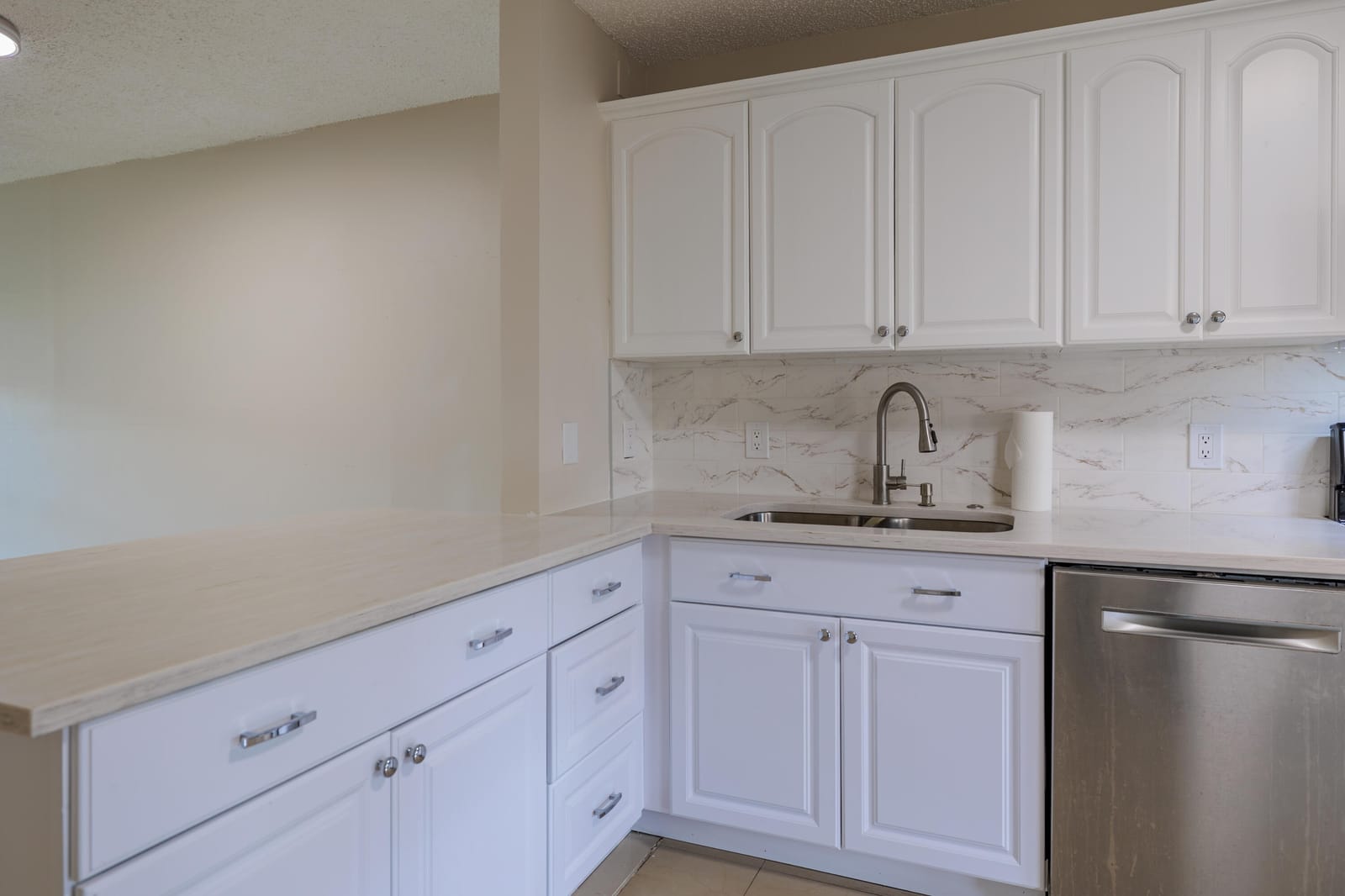 4755 ORLEANS Court B — photo 10