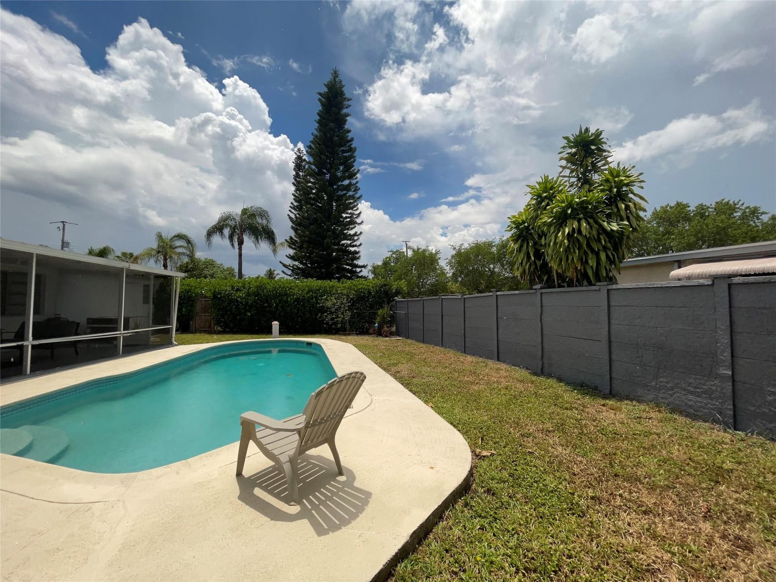 5813 NW 18TH Court, Margate, FL 33063 photo 13