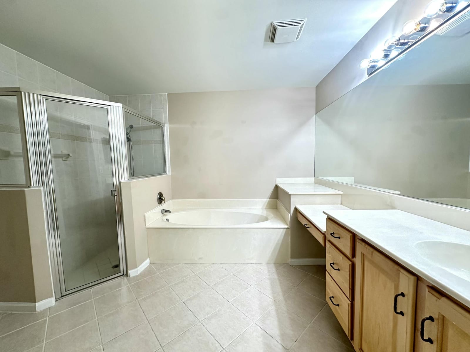 10632 Lake Shore Drive — photo 11