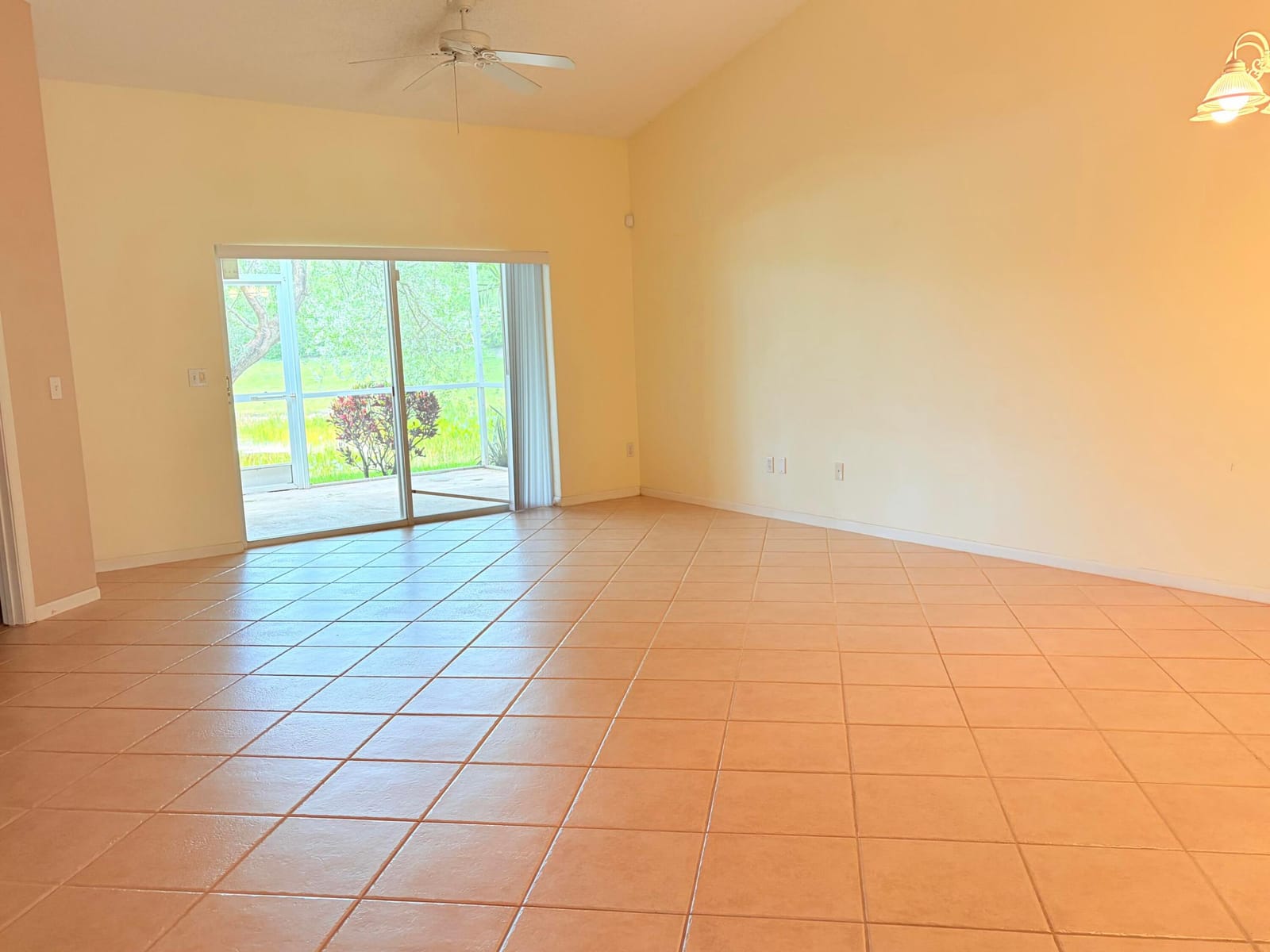 10632 Lake Shore Drive — photo 6