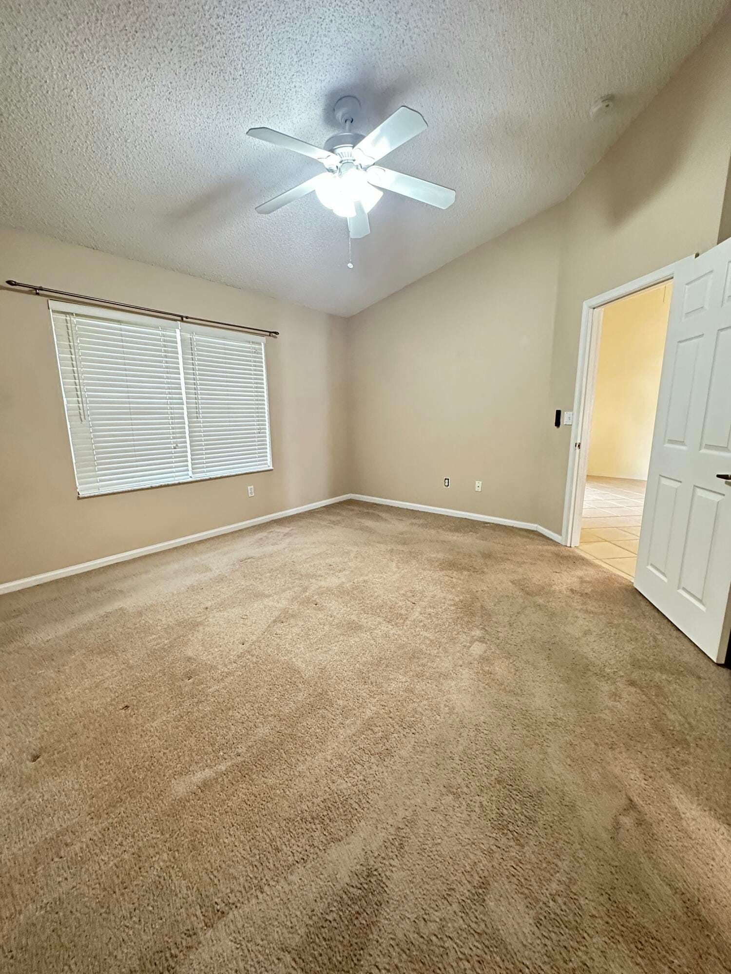 10632 Lake Shore Drive — photo 9