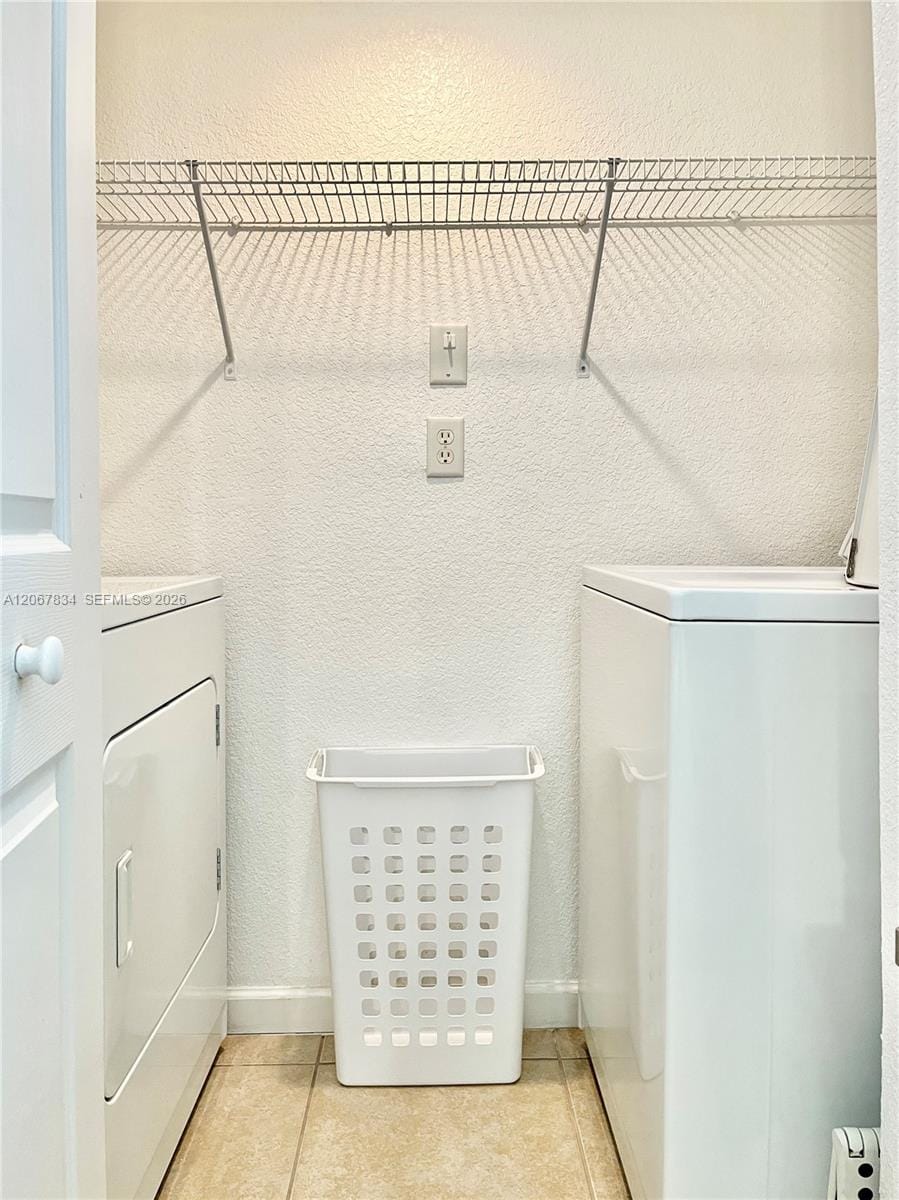 221 SW Palm Drive 306 — photo 4