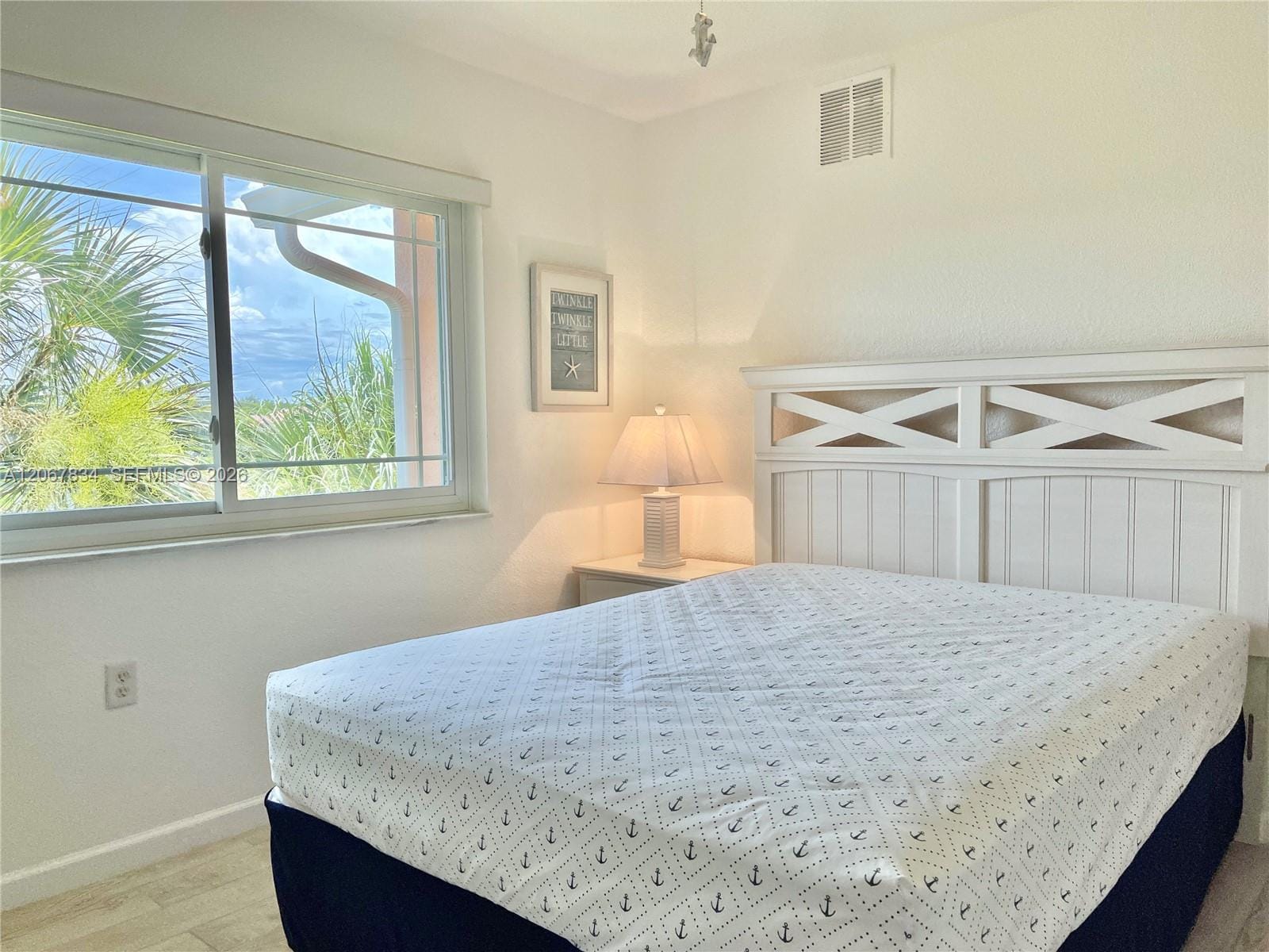 221 SW Palm Drive 306 — photo 6