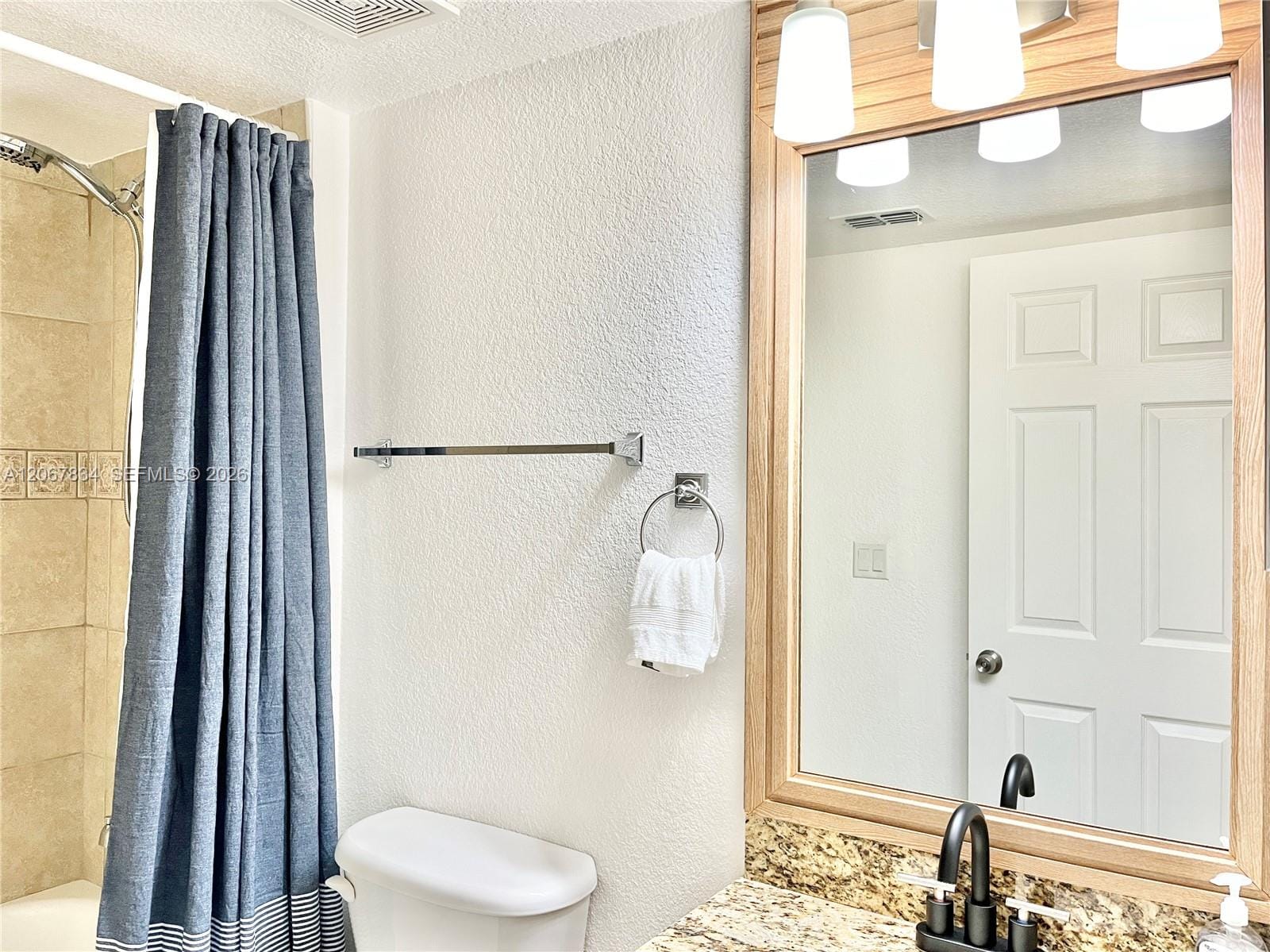 221 SW Palm Drive 306 — photo 7