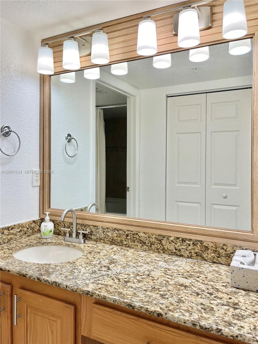 221 SW Palm Drive 306 — photo 9