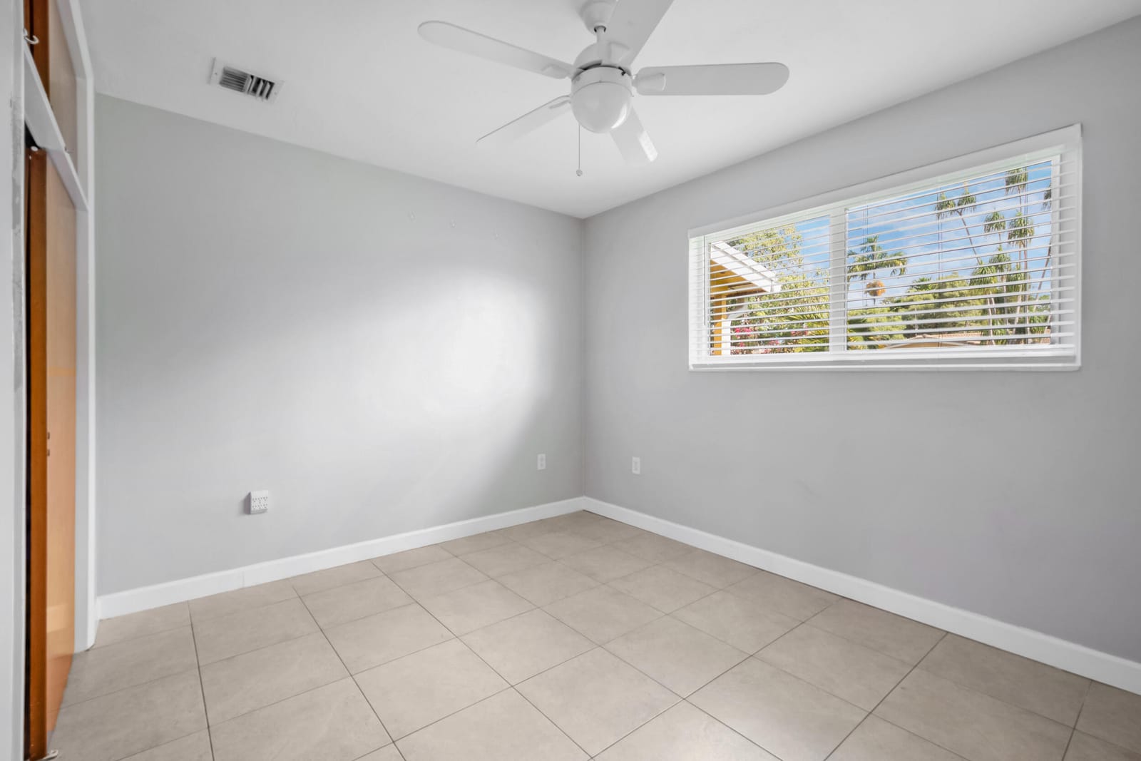 6760 SW 11TH Street, Pembroke Pines, FL 33023 photo 24