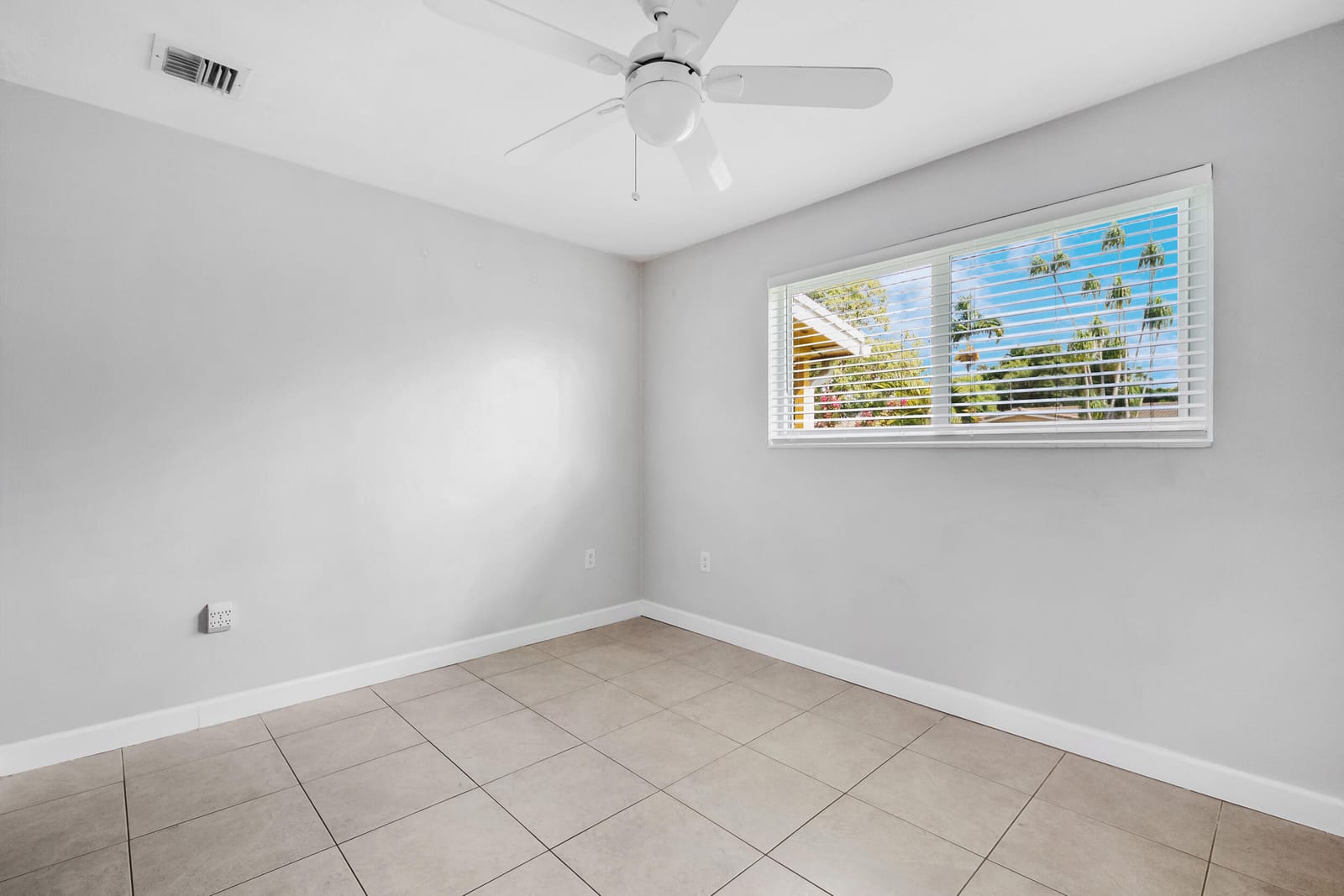 6760 SW 11TH Street, Pembroke Pines, FL 33023 photo 25