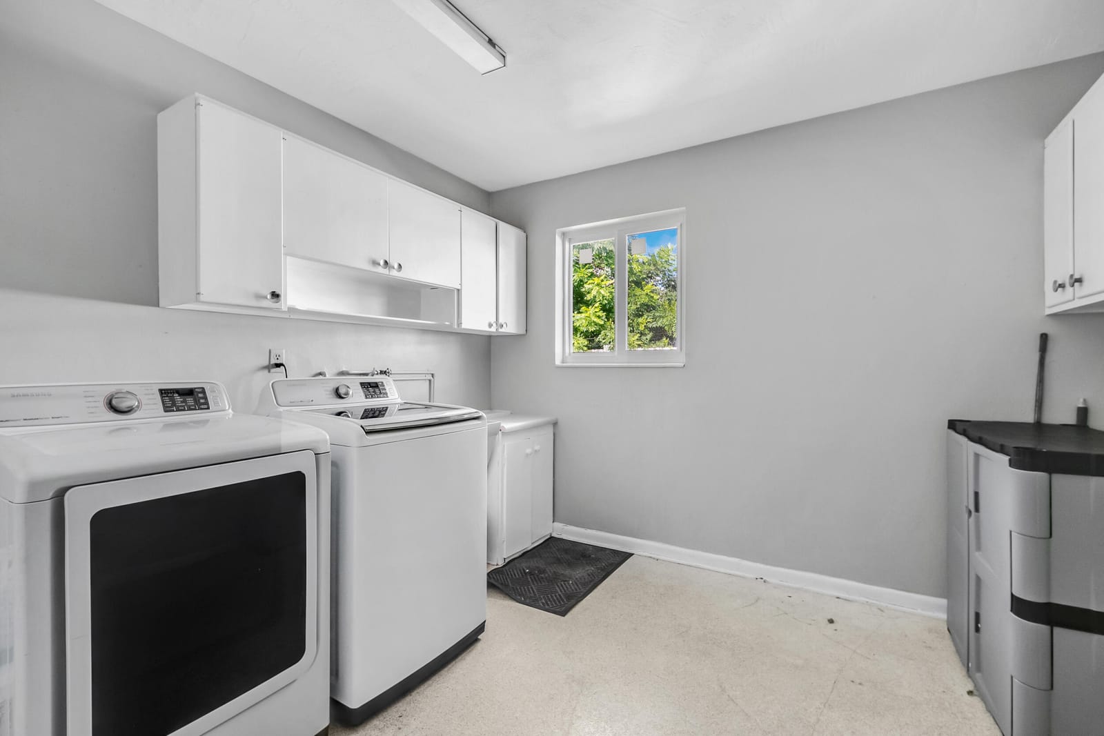 6760 SW 11TH Street, Pembroke Pines, FL 33023 photo 27