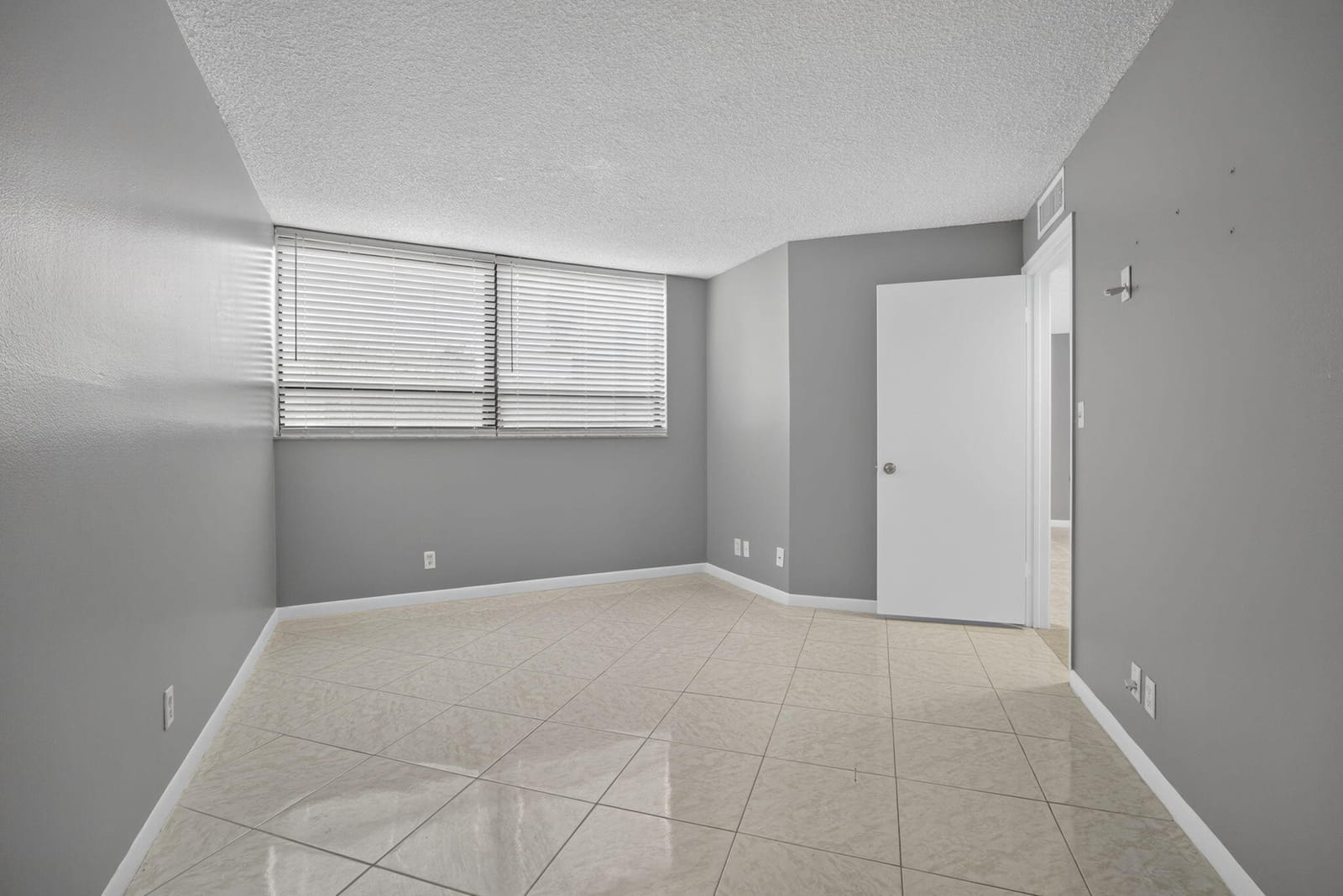 1900 N CONGRESS Avenue 201, West Palm Beach, FL 33401 photo 28
