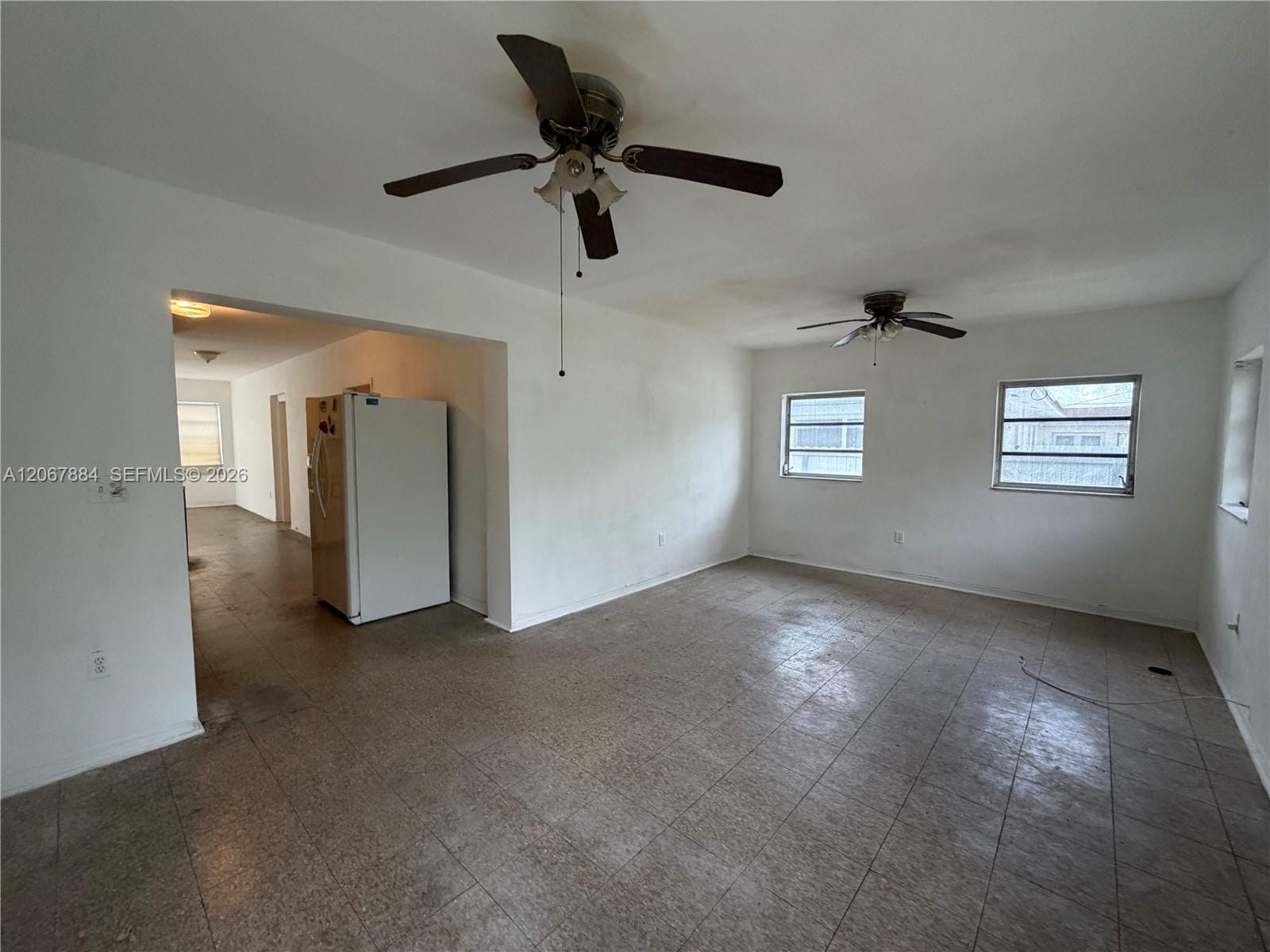 733 W 35th Street — photo 11