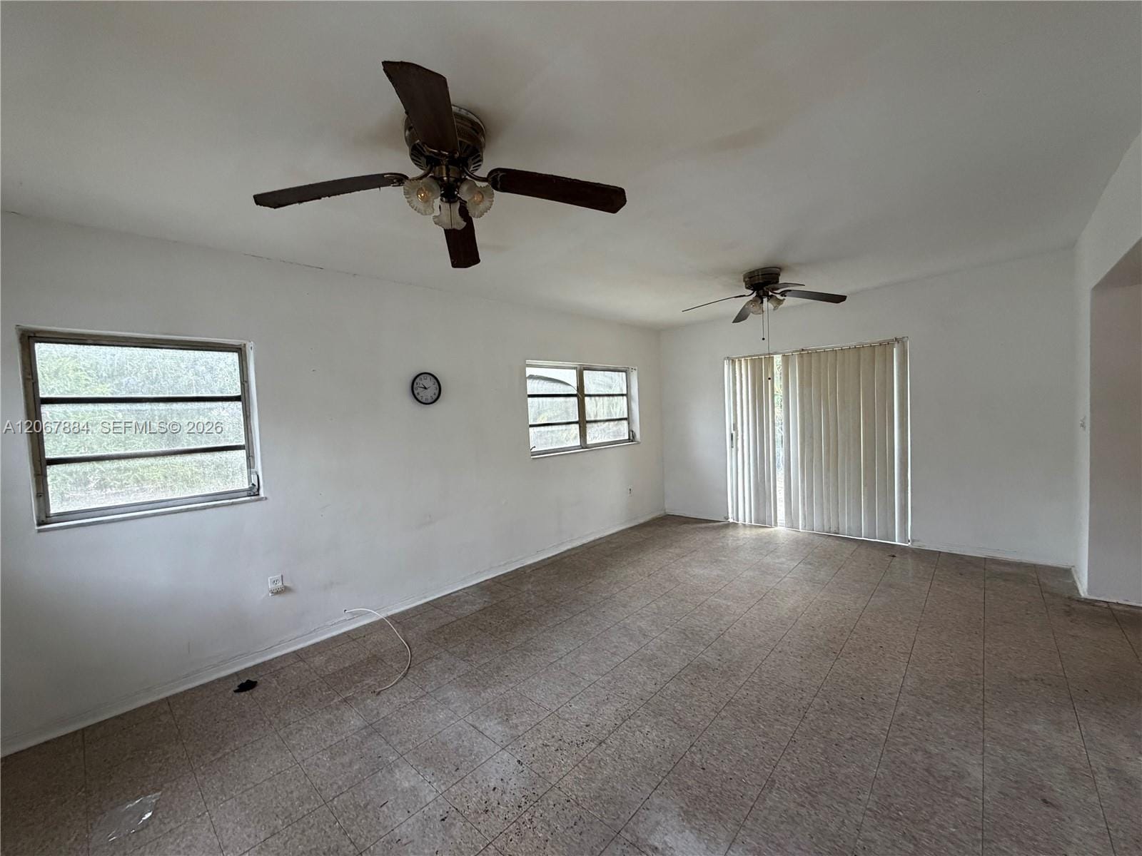 733 W 35th Street — photo 12