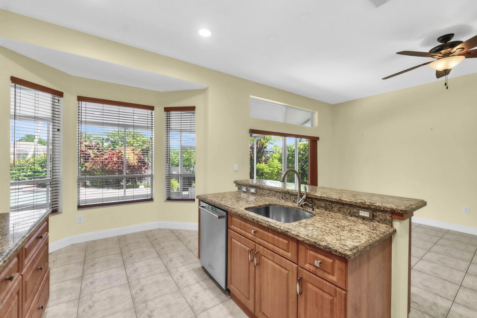 2325 NW 186th Avenue, Pembroke Pines, FL 33029 photo 18