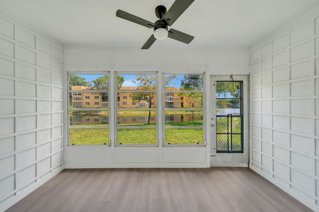 6001 NW 61st Avenue 112, Bermuda Club, Tamarac, FL