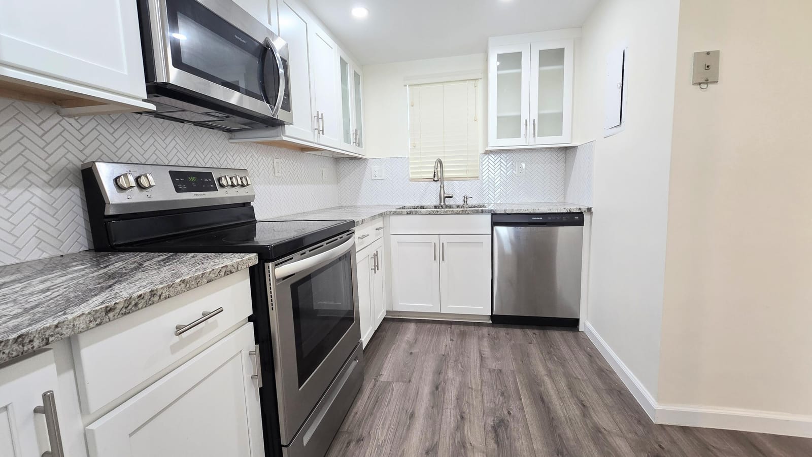 3100 W ROLLING HILLS Circle 609, Davie, FL 33328 photo 3