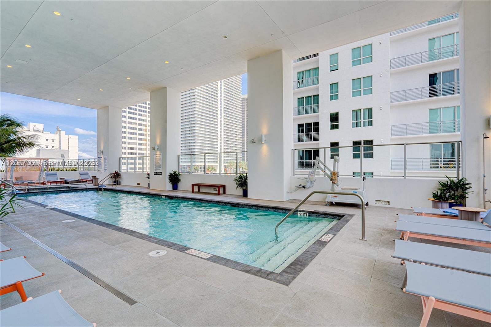 227 NE 2nd Street 1606, Miami, FL 33132 photo 24