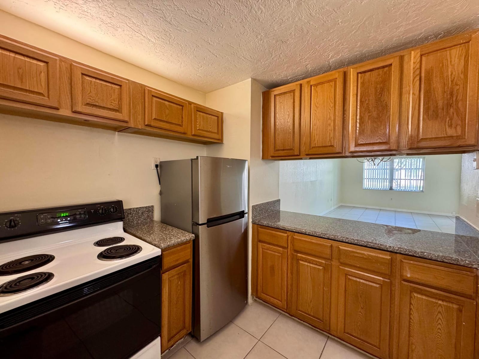 6507 WINFIELD Boulevard 130-C — photo 4