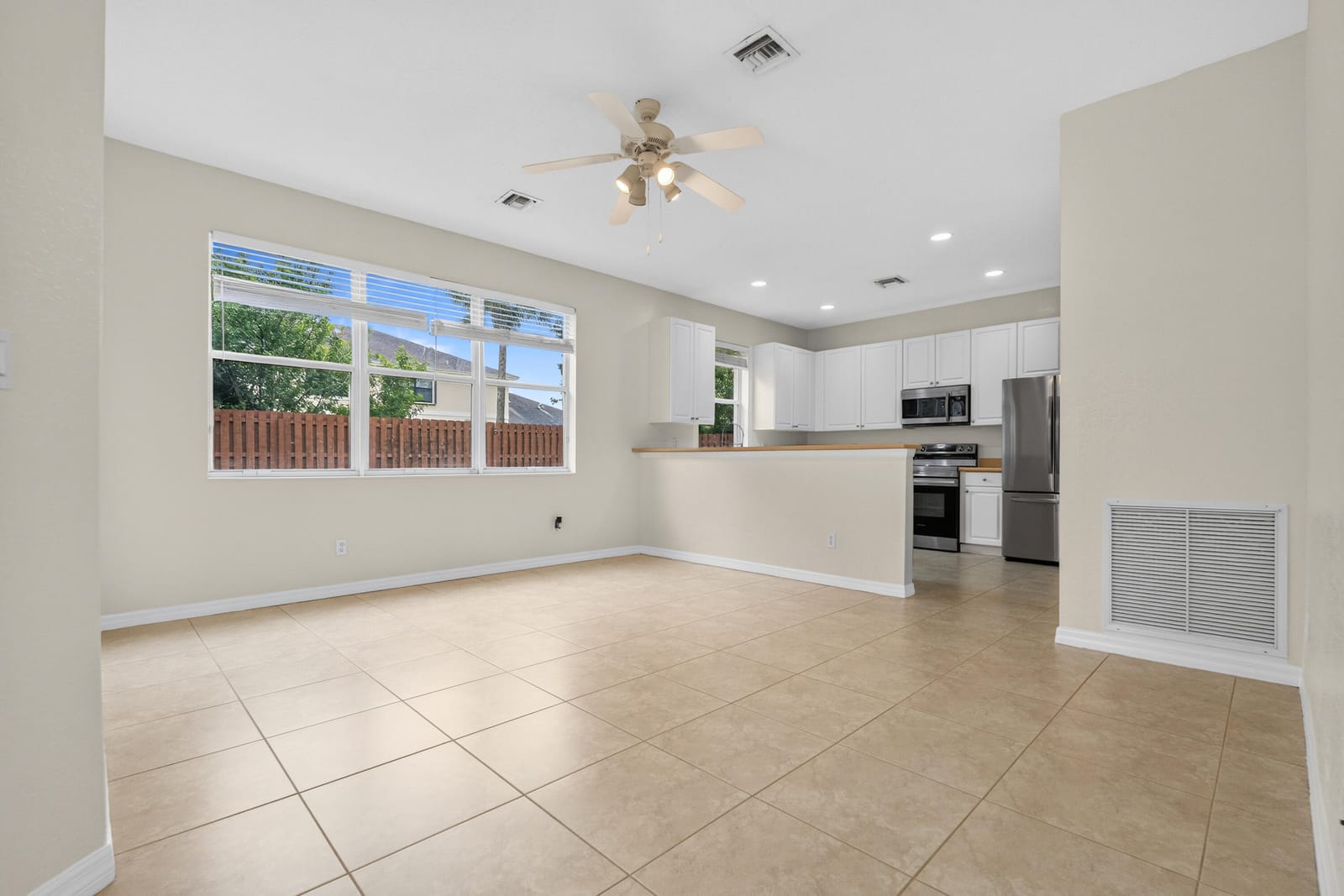 9951 E Verona Circle — photo 3