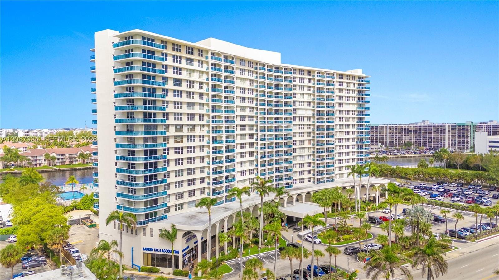 3800 S Ocean Drive 802 — photo 10