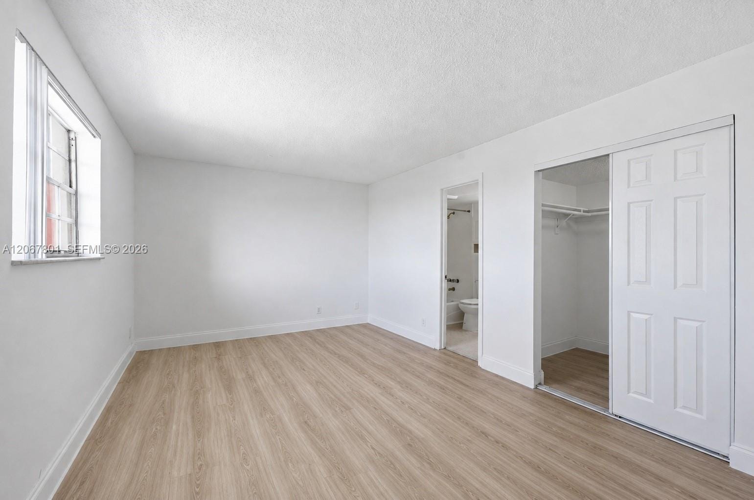 2520 N Andrews Avenue 305 — photo 2