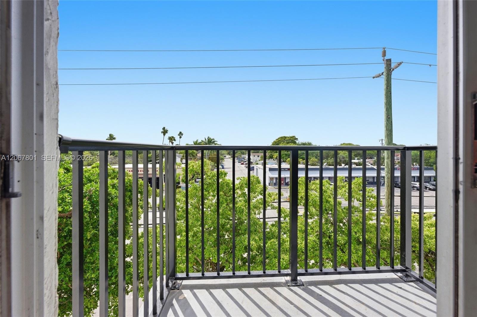 2520 N Andrews Avenue 305 — photo 7