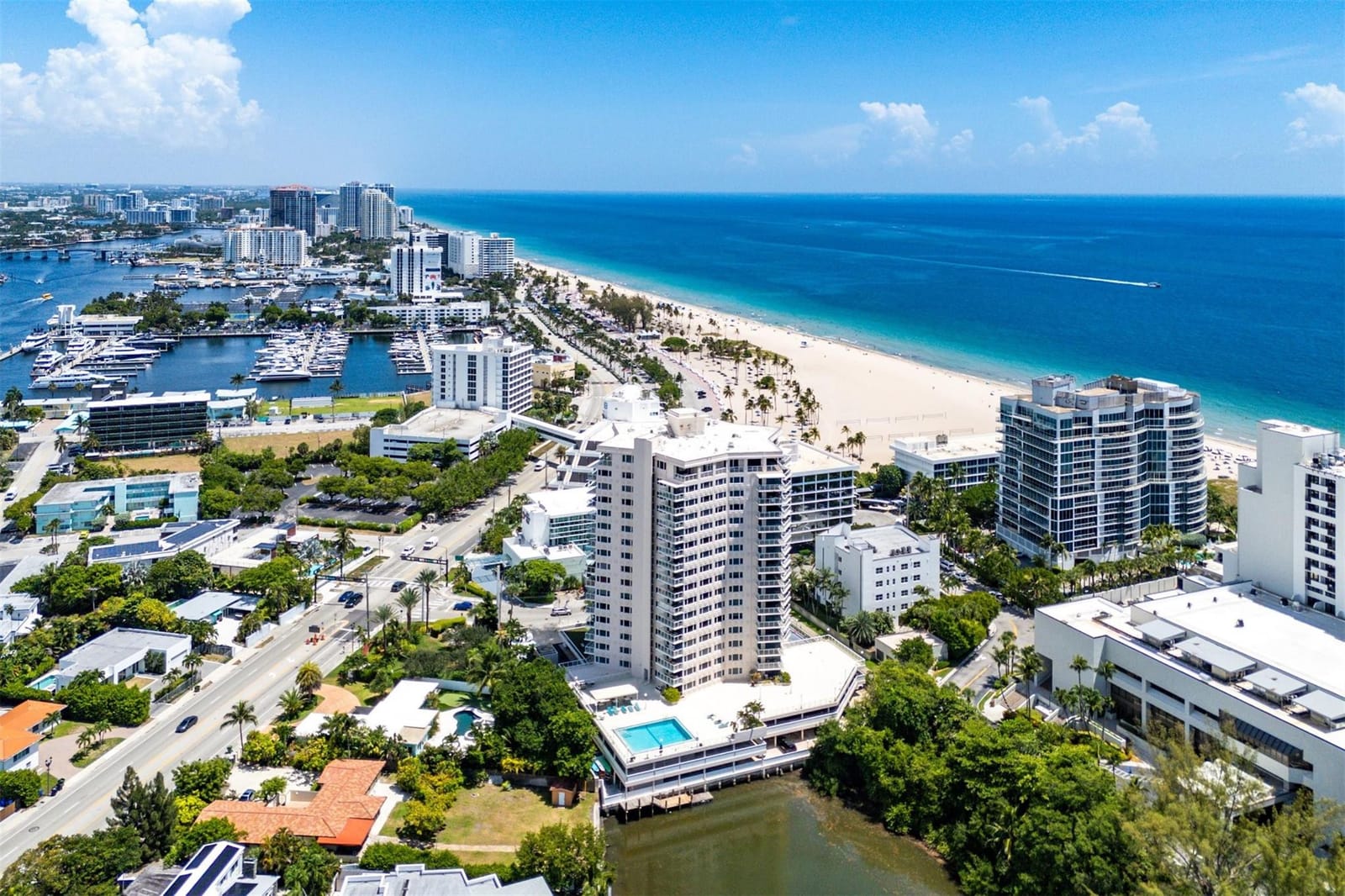 3000 Holiday Drive, Fort Lauderdale, FL 33316