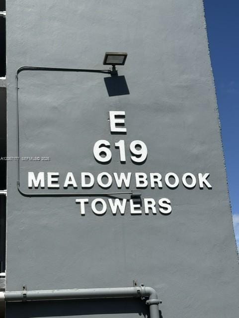 619 NE 14th Avenue 403, Hallandale Beach, FL 33009 photo 1