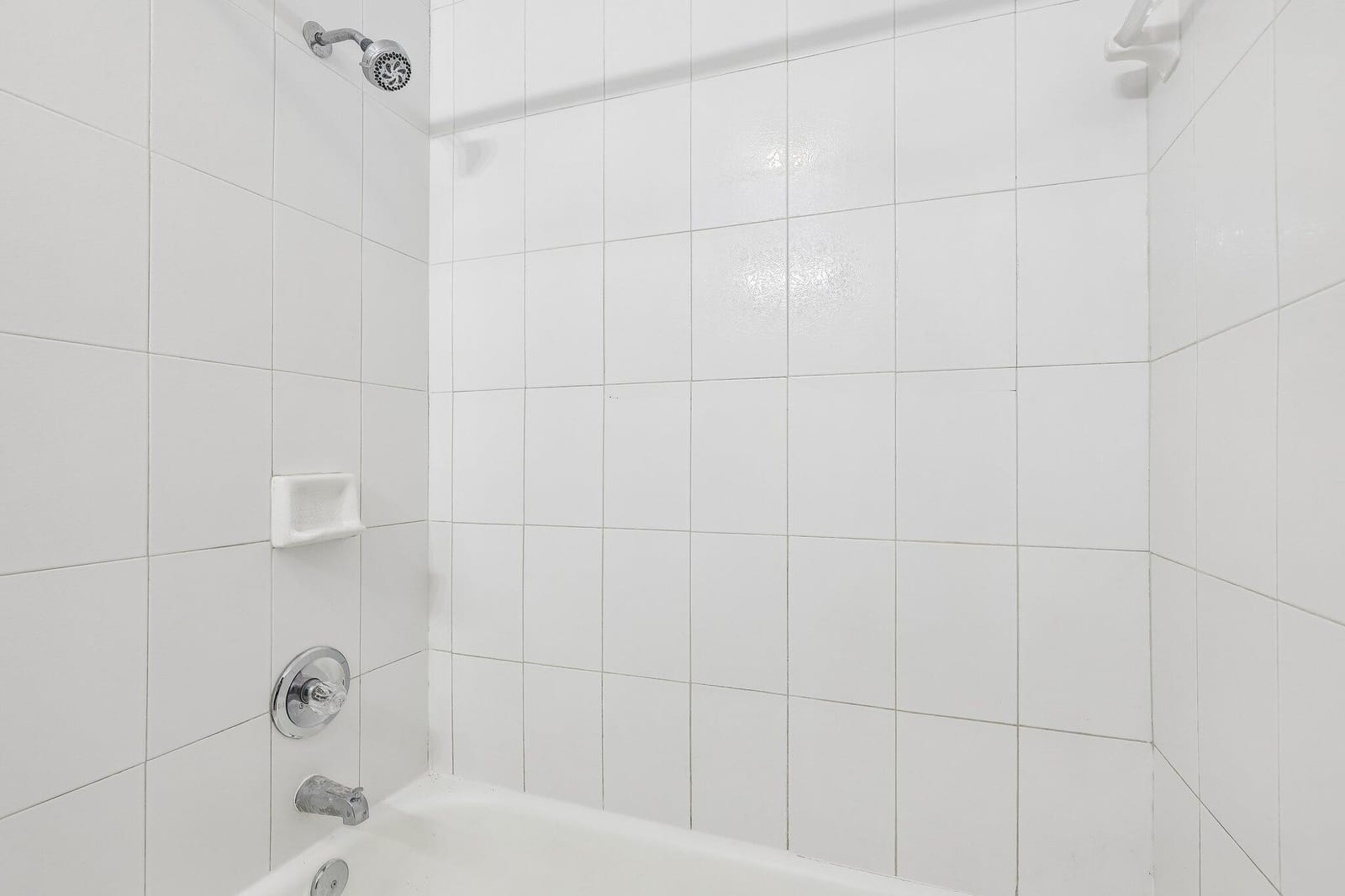 980 NE 212th Terrace 980-01, Miami, FL 33179 photo 13