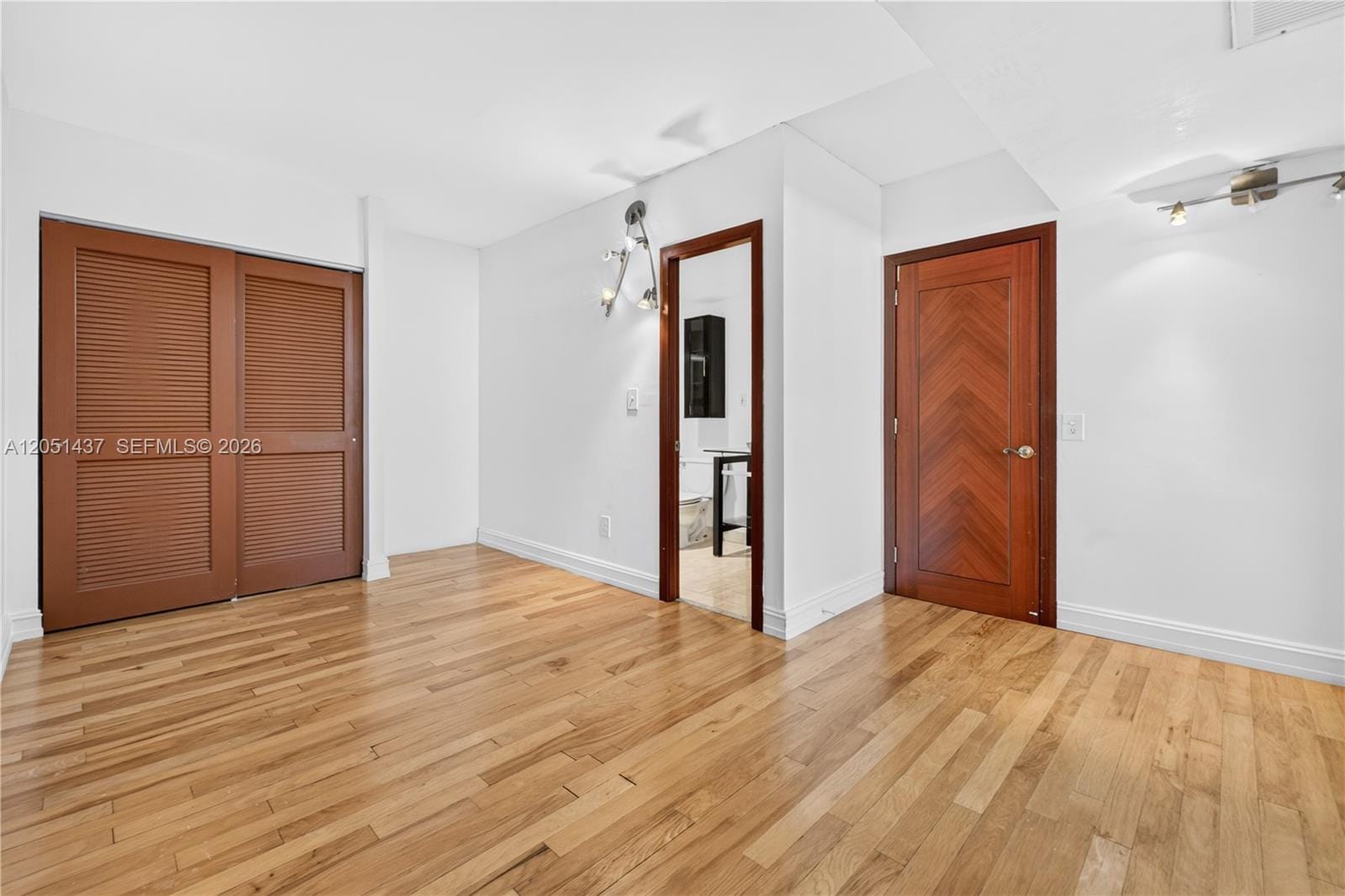 19380 Collins Avenue 1103 — photo 11