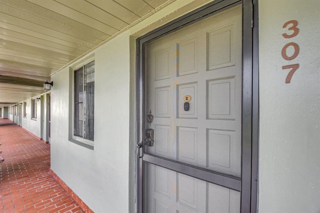 4070 Tivoli Court 307 — photo 7
