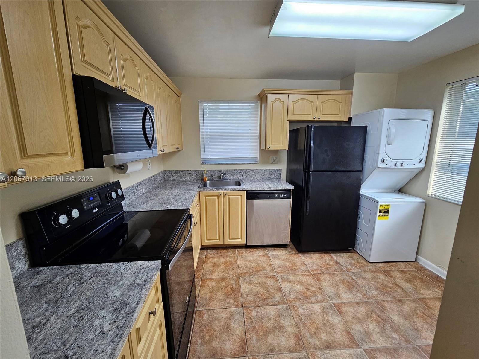 1276 SW 113th Terrace 104, Pembroke Pines, FL 33025 photo 6