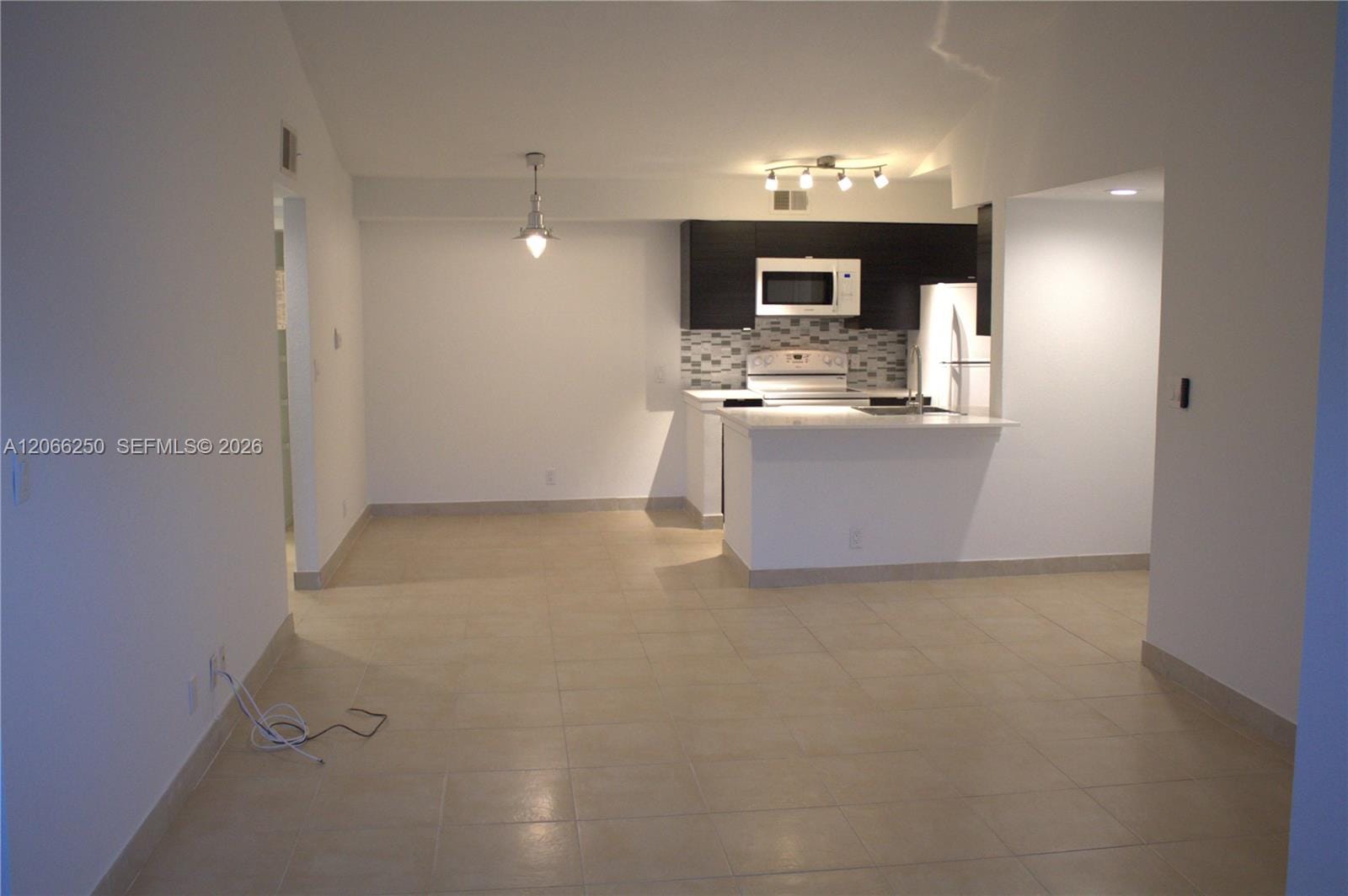 2826 S University Drive 3203, Davie, FL 33328