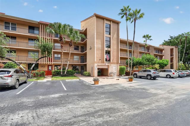 7301 NW 1st Street 106, Margate, FL 33063