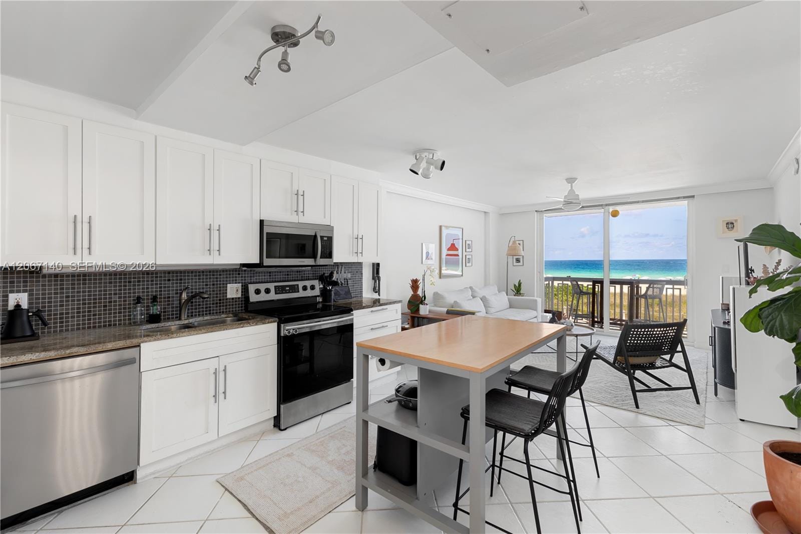 401 Ocean Drive 316, Miami Beach, FL 33139 photo 4