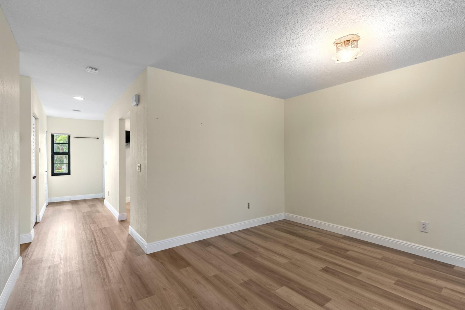 9286 VISTA DEL LAGO F — photo 10