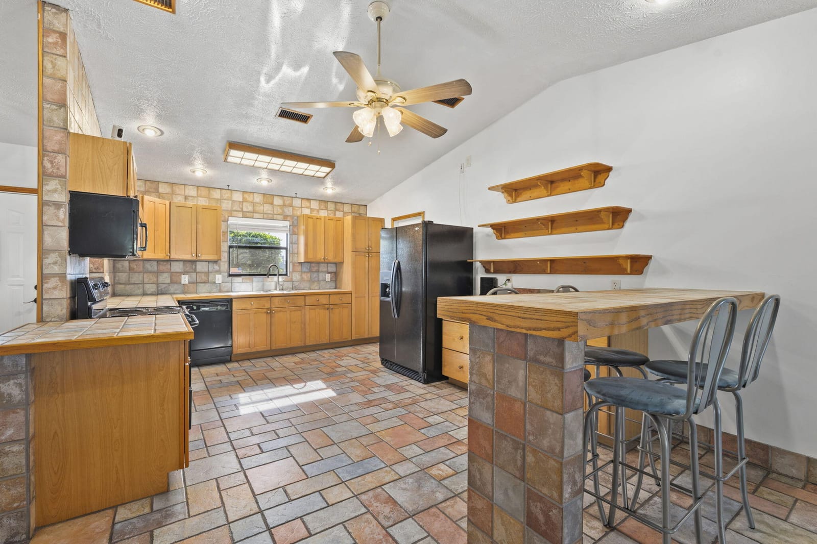 4682 SW Pearl Street — photo 3