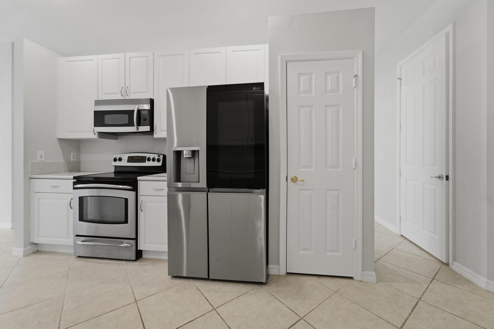 126 LANCASTER Road, Boynton Beach, FL 33426 photo 7