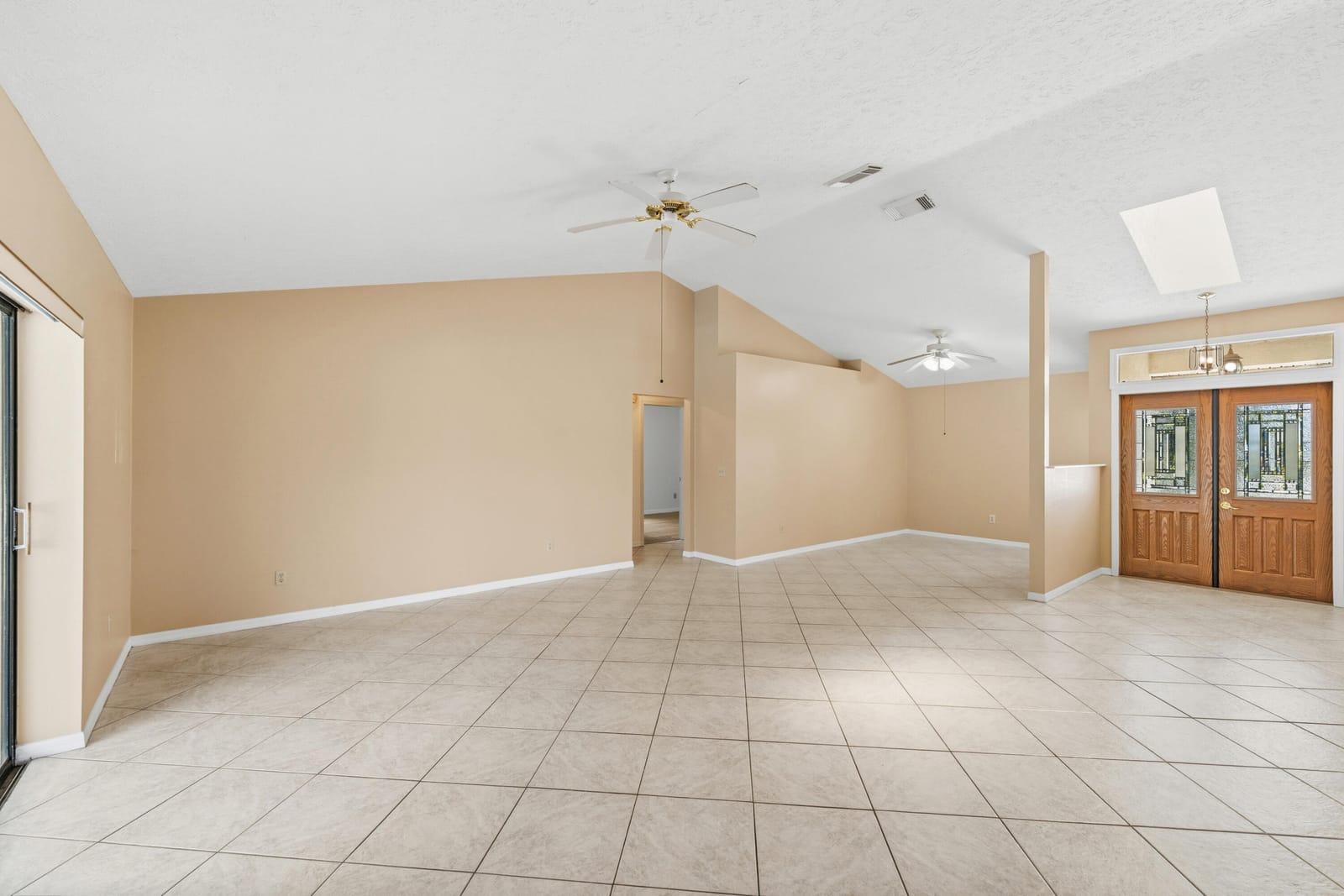 5400 NW Emblem Street — photo 9