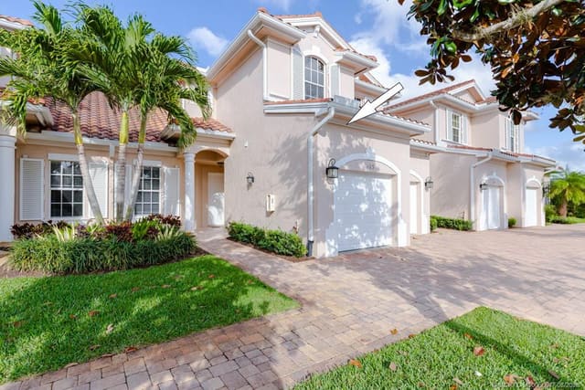 2371 SW Carriage Hill Terrace 103, Palm City, FL 34990