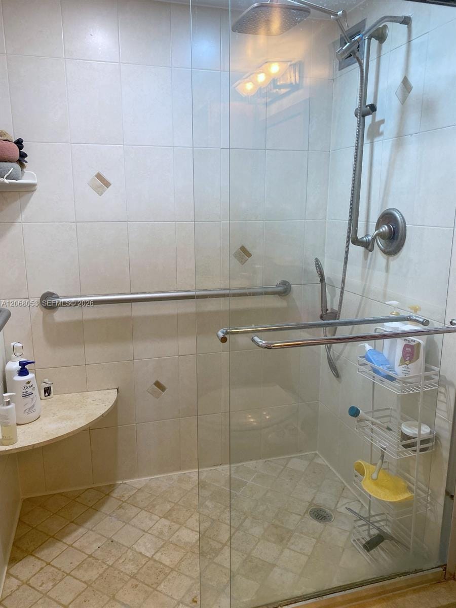1000 Parkview Drive 825, Hallandale Beach, FL 33009 photo 14