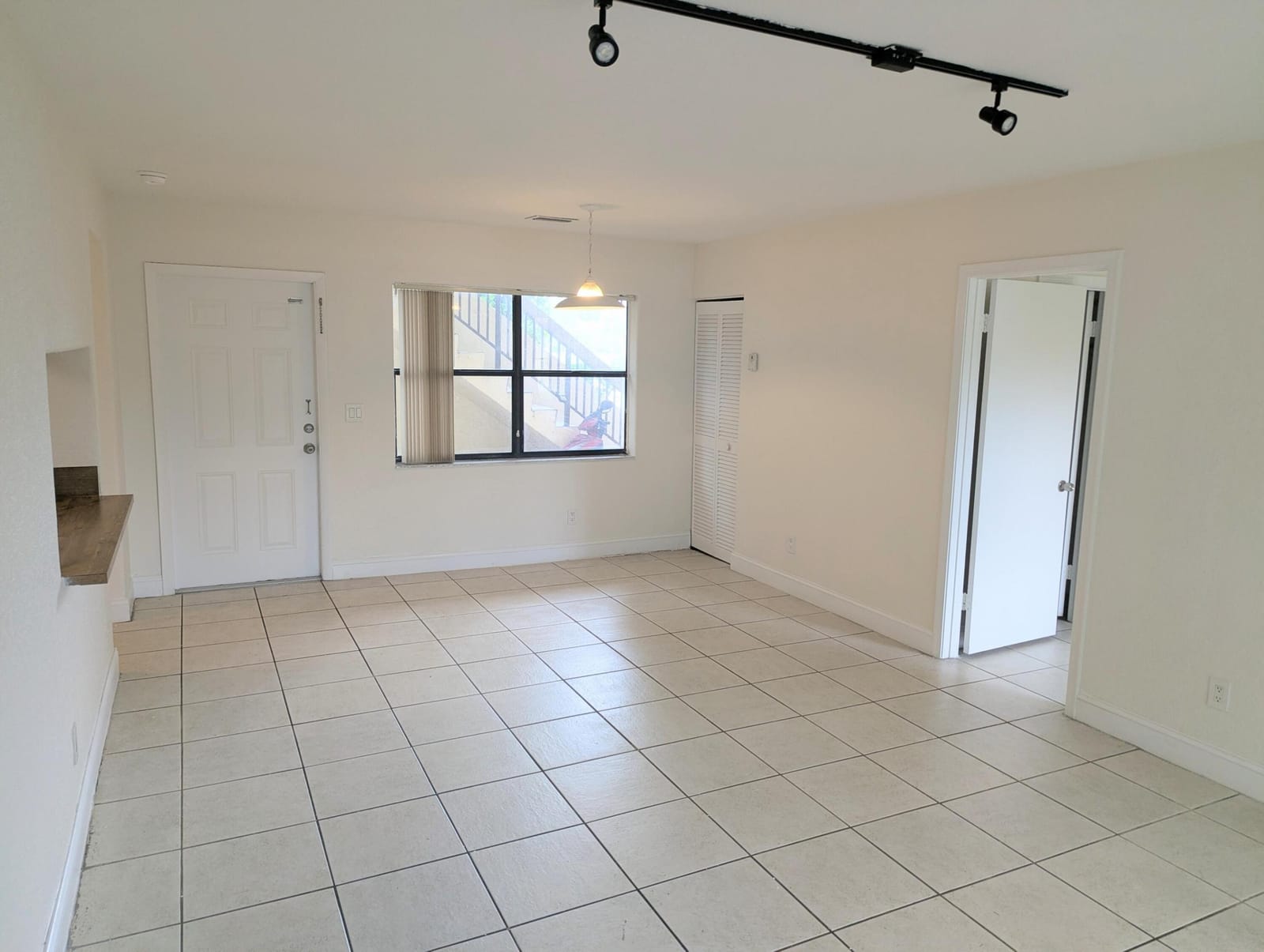 11331 Royal Palm Boulevard — photo 2